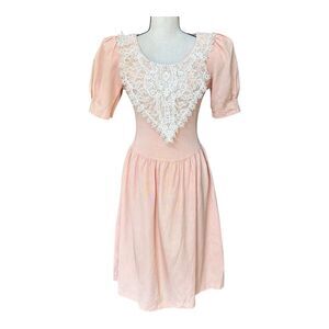 Vintage Caché by Bari Protas Pink Puff Sleeve Lace Bib Dress 80s Cottagecore